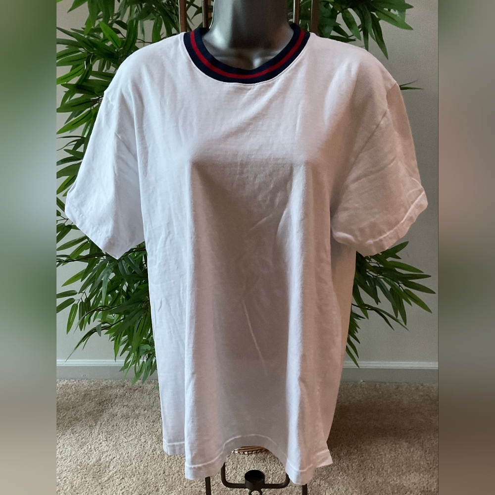 The Hammer Series White  with Navy and Red Collar Top